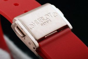 hublot-white-surface-red-bracelet-women-watches-hb2655-72_3